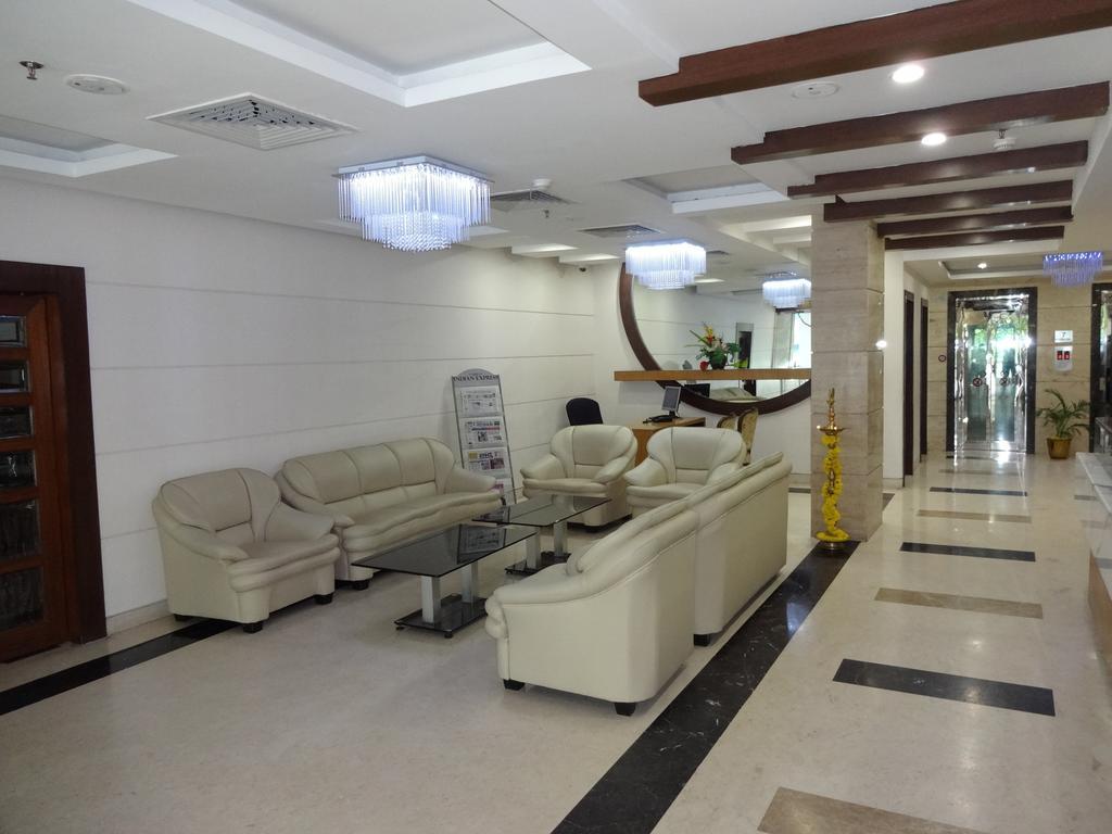 La Hospin Hotel Rājahmundry Kamer foto